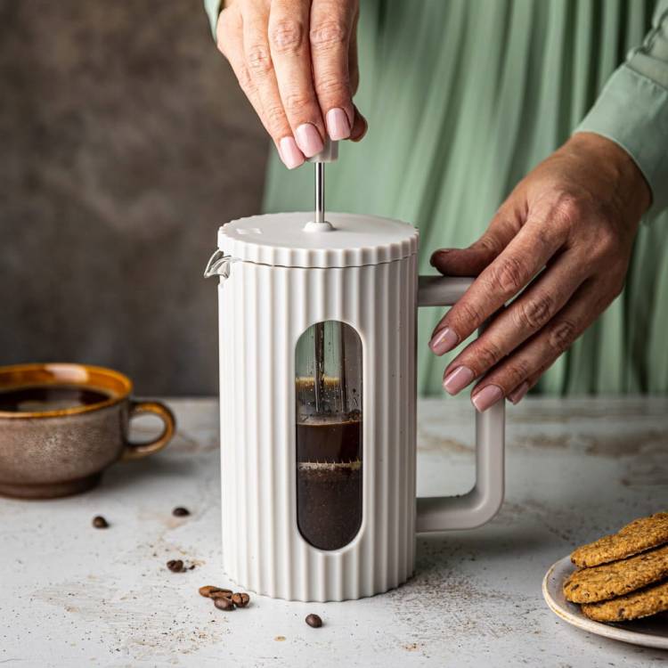 ZAPARZACZ DO HERBATY KAWY ZIÓŁ DZBANEK TŁOKOWY FRENCH PRESS KREMOWY 600 ml