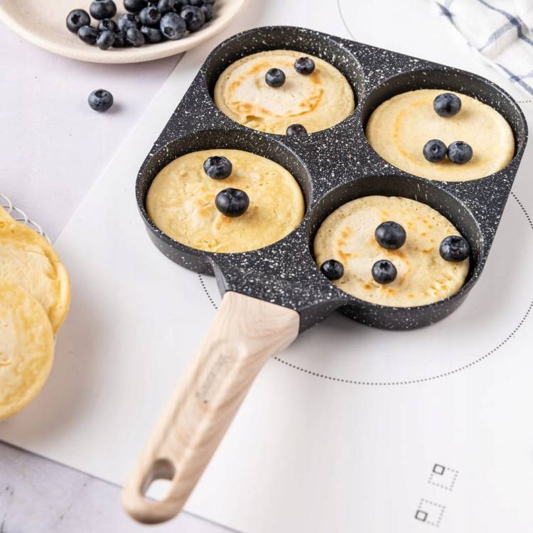 Patelnia z powłoką Marmurkową 4 sekcje czarna Jajek Placuszków KLAUSBERG