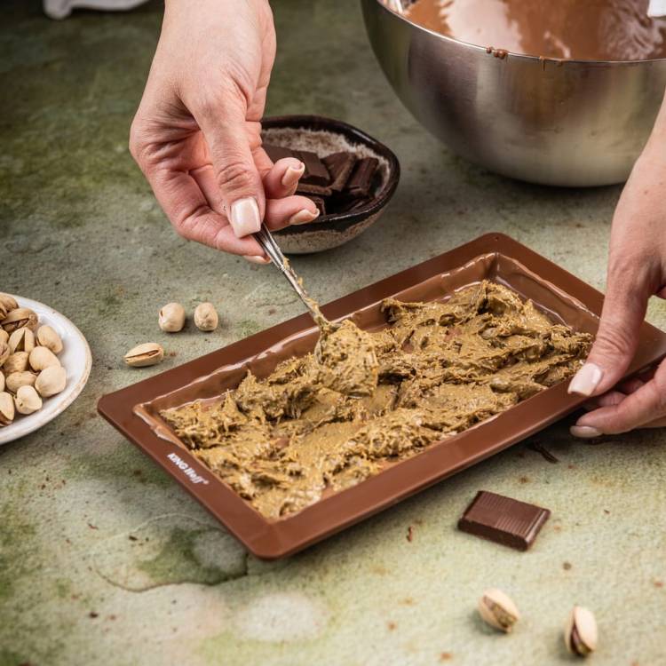 Foremka silikonowa do Dubajskiej czekolady KINGHoff 10 kostek 25x13.5 cm