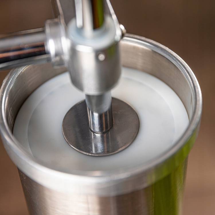 NADZIEWARKA do kiełbas 3 kg stal nierdzewna Maszynka Szpryca KLAUSBERG