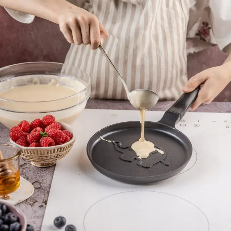 Patelnia do naleśników 18 cm KLAUSBERG indukcja powłoka non-stick SŁONIK