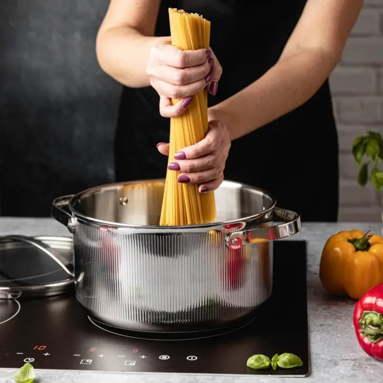Garnek VCASA VELORA 24cm Stal 304 TRI-PLY Indukcja Pokrywka Odcedzanie 5,8L